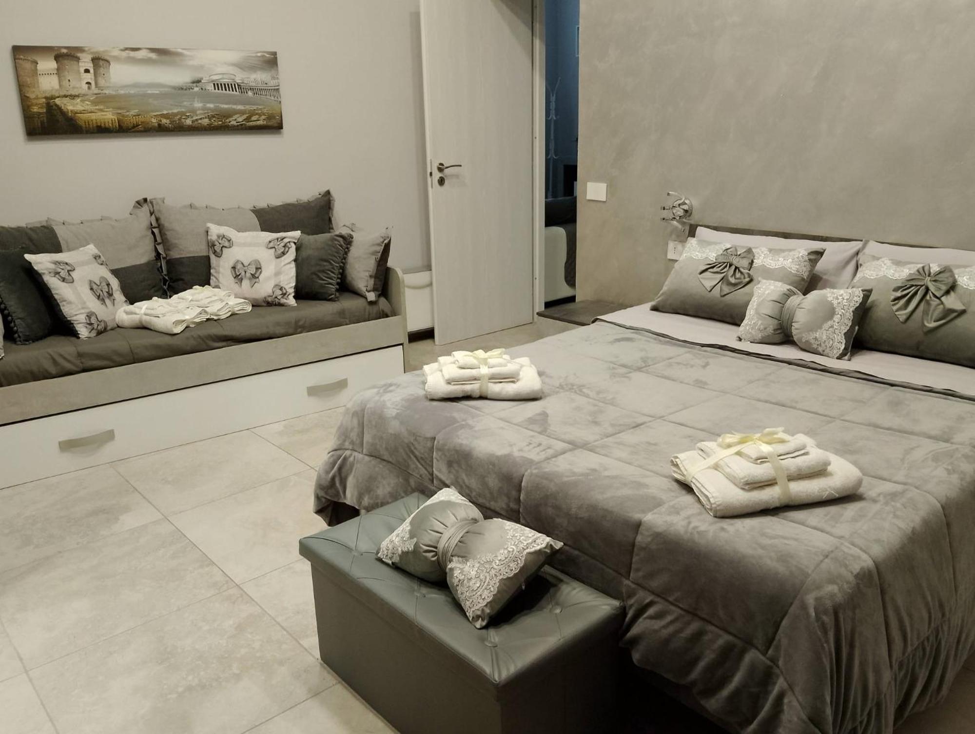 Apartamento Mary House Napoli Centro Exterior foto